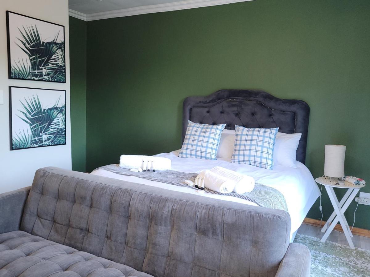 Ayana Bnb Bed and Breakfast Bloemfontein Exteriör bild