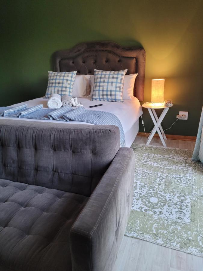 Ayana Bnb Bed and Breakfast Bloemfontein Exteriör bild